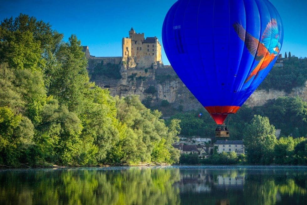 hot air balloon over Dordogne