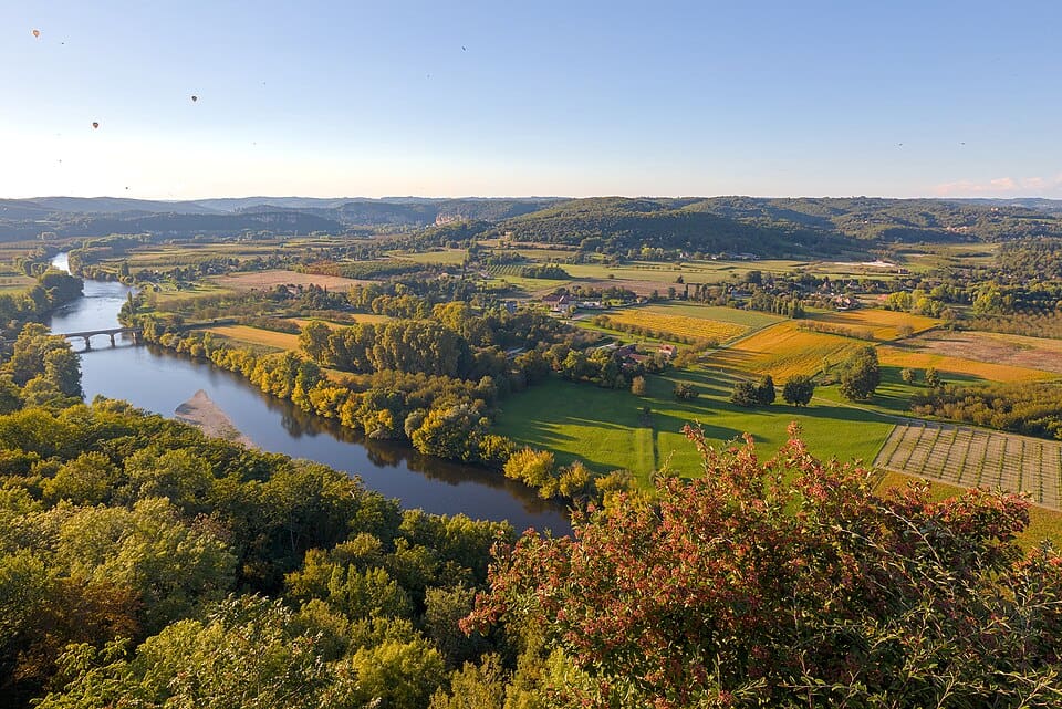 "Day trips from Sarlat, Dordogne river view from Domme